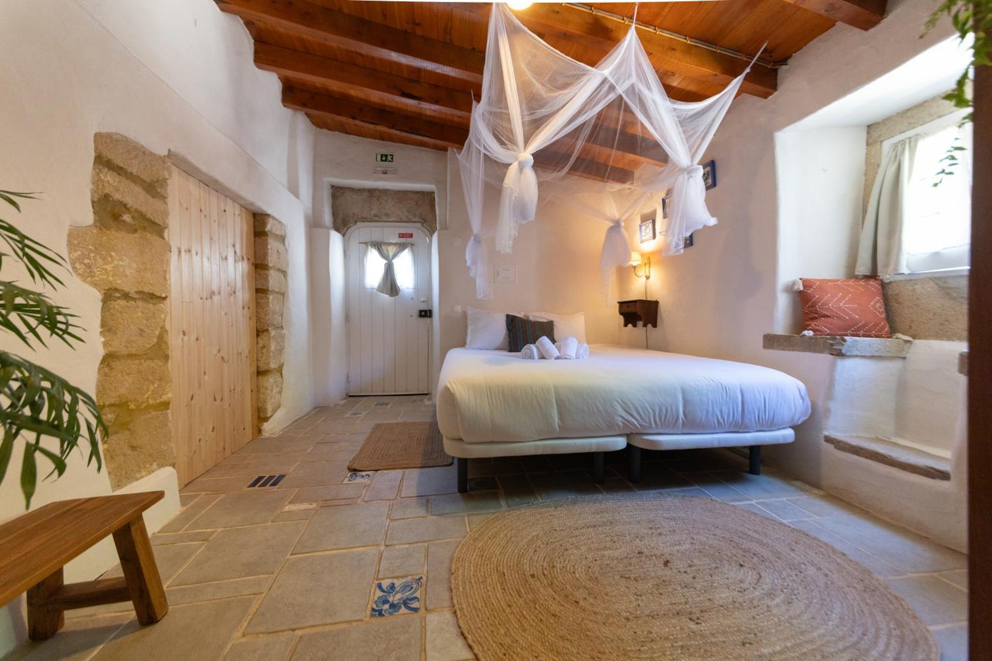 Bed and Breakfast Alma do Paço à Santo Isidoro Extérieur photo